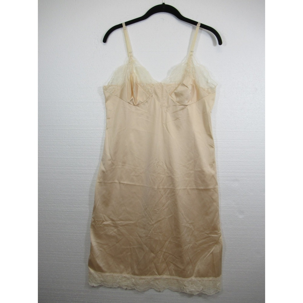 Vintage 60s 70s Kayser Satin & Lace Full Dress Slip Women 38 Cream Color Nylon